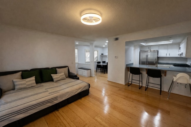 Building Photo - 3597 W Greentree Cir