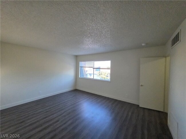 Building Photo - 3364 Royce Ct