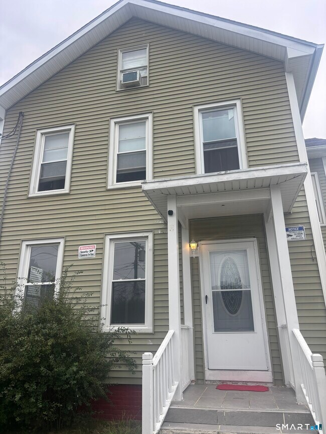 Building Photo - 83 Mathewson St