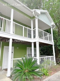 Building Photo - 435 E Canal Dr