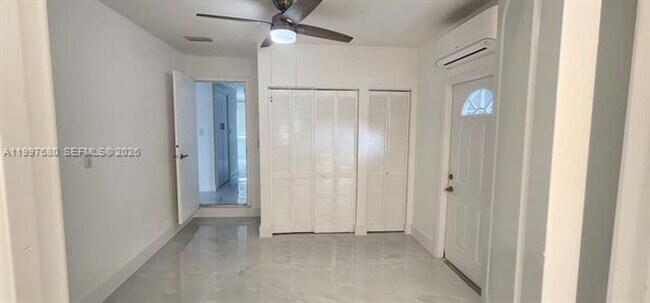 Building Photo - 11243 SW 245th St