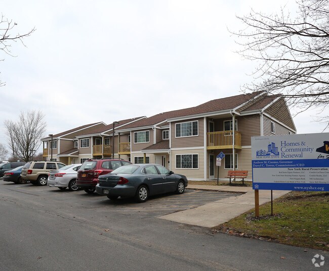 Meadowview Apartments 1200 Meadowview Dr Central Square NY 13036