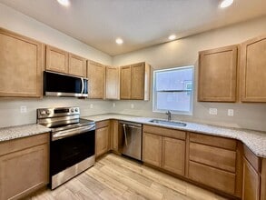 Building Photo - 5217 Palomino Ranch Point