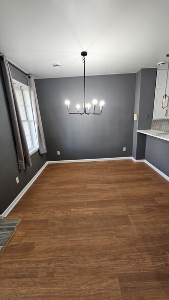 Dining Room - 10991 Oak Grove Cir