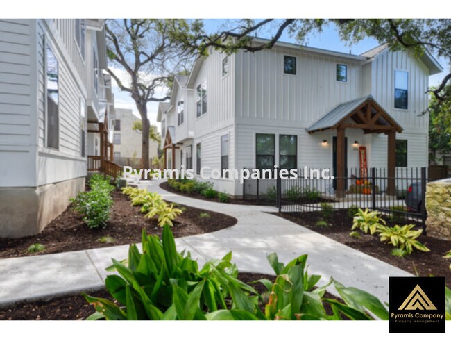 Building Photo - 2BR, 2.5B