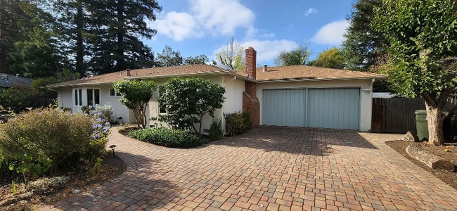 Building Photo - 4088 Laguna Way