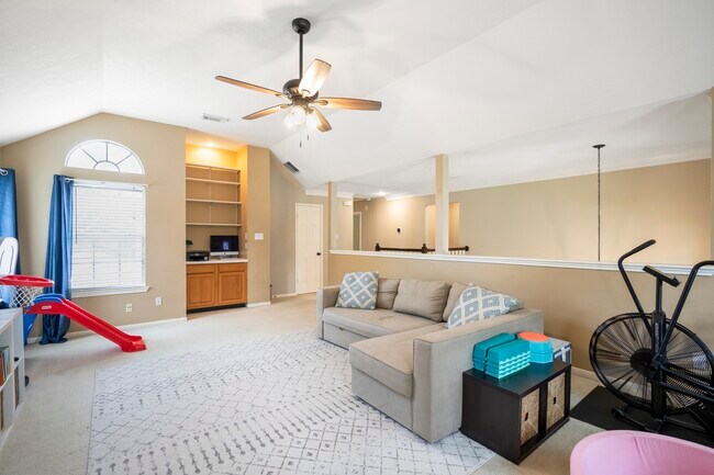 Building Photo - 16315 Hammerwood Ct