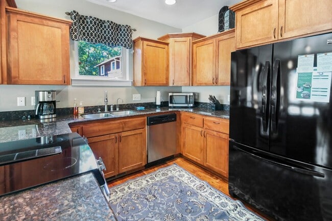 Building Photo - Parker Townhome: Luxurious Furnished Townhome, Attached 2 Car Garage, $300 Utility Fee