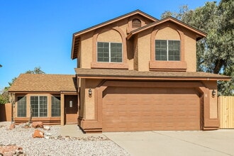 Building Photo - 1704 S 39th St