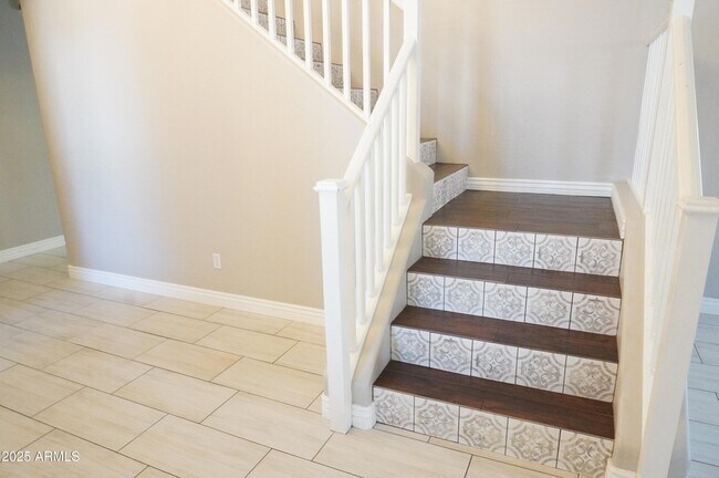 Building Photo - 6700 S Agate Way