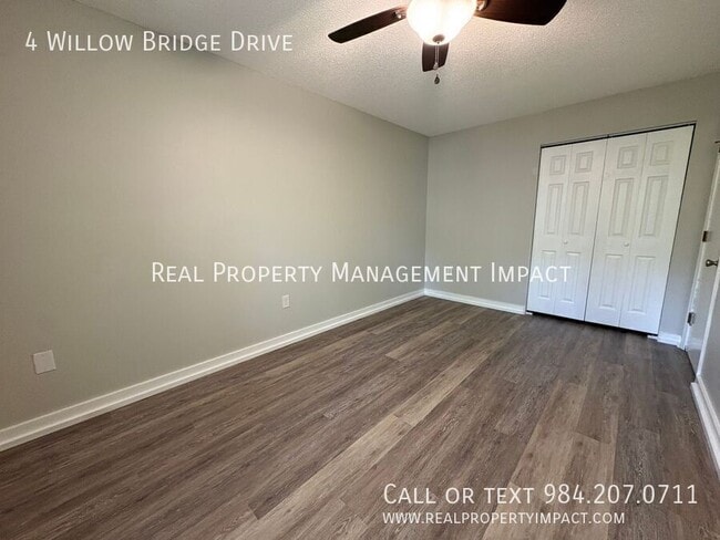 Building Photo - 4 Willow Bridge Dr