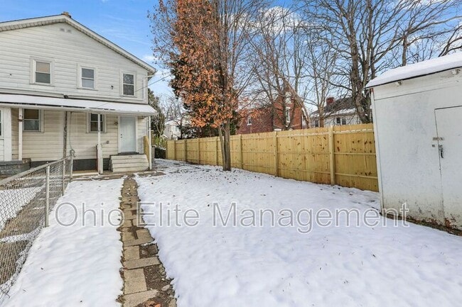 Building Photo - 785 S 18th St