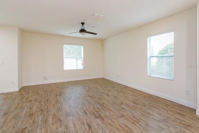 Building Photo - 3641 Seneca Club Loop