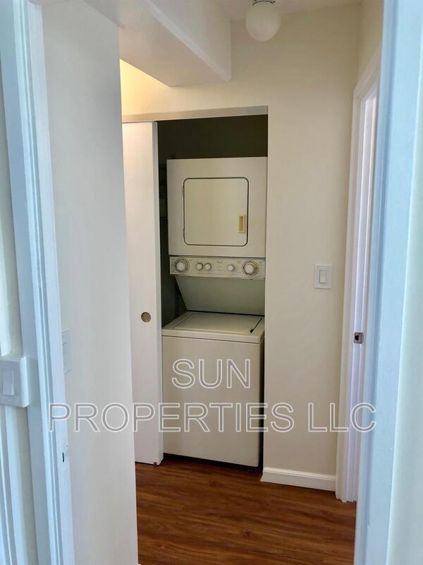Building Photo - 410 Nahua St