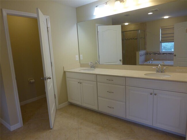 Building Photo - 11054 Spring Point Cir