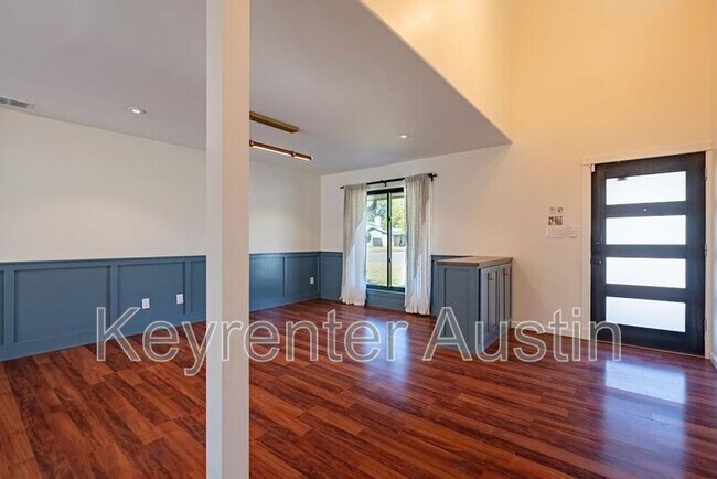 Building Photo - 7501 Daugherty St