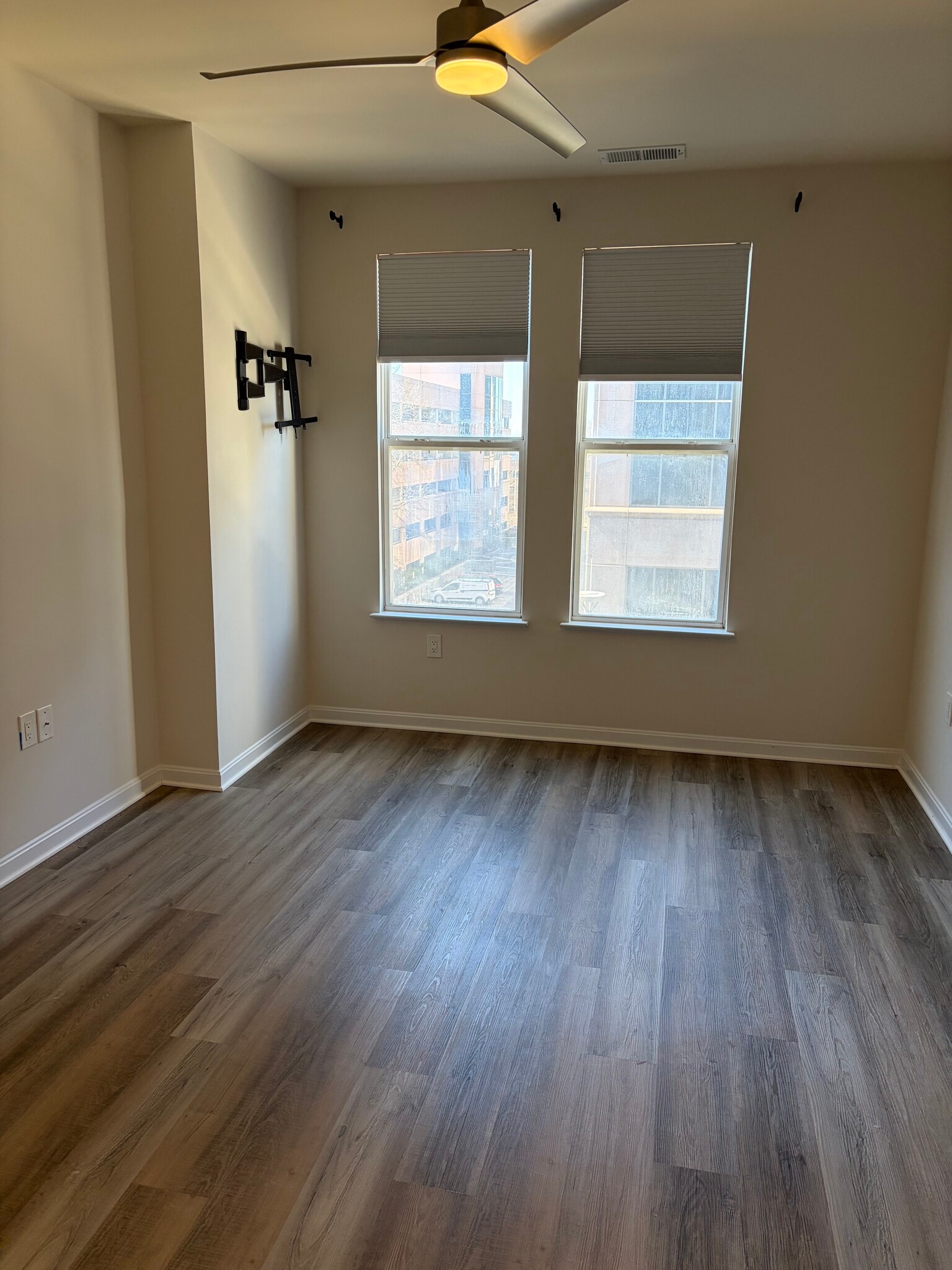 Building Photo - 2665 Prosperity Ave