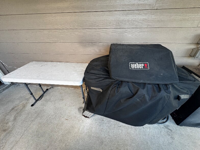 Building Photo - 1 Quarterhorse Dr