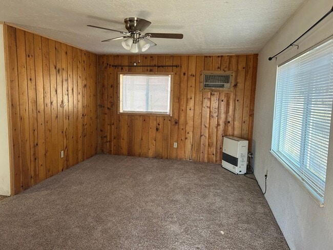Building Photo - 1 bed/1 bath in Adin CA