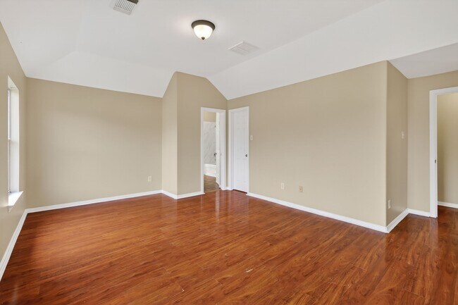 Building Photo - 3215 Sapphire Star Dr