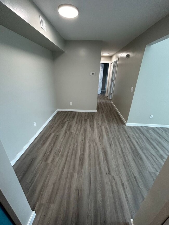 Building Photo - 1018 Blue Ridge Dr
