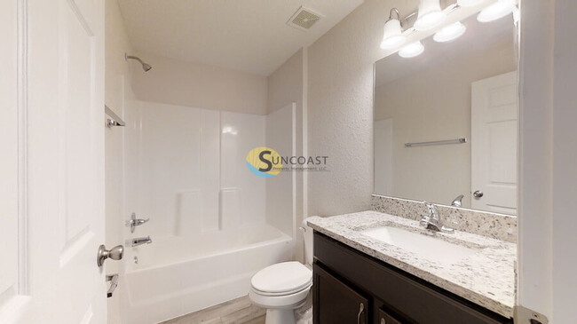 Building Photo - Brand New 2/2 - Move in Ready in Silver Sp...