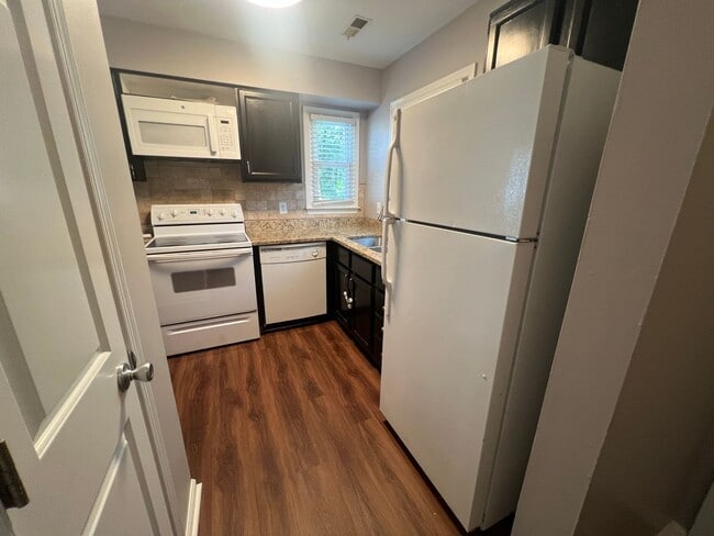 Building Photo - 4460 Roller Ct