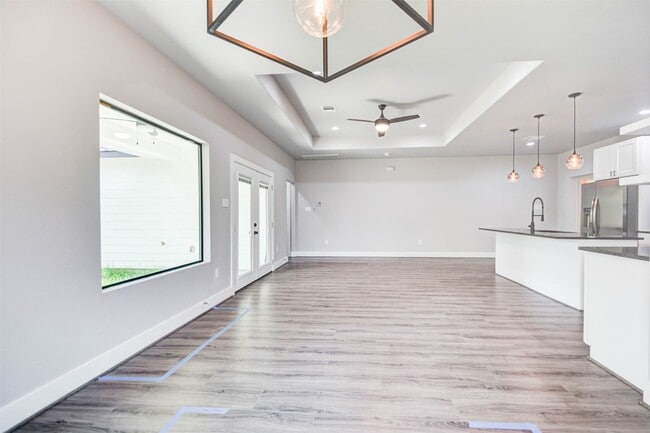 Building Photo - 6731 New York St