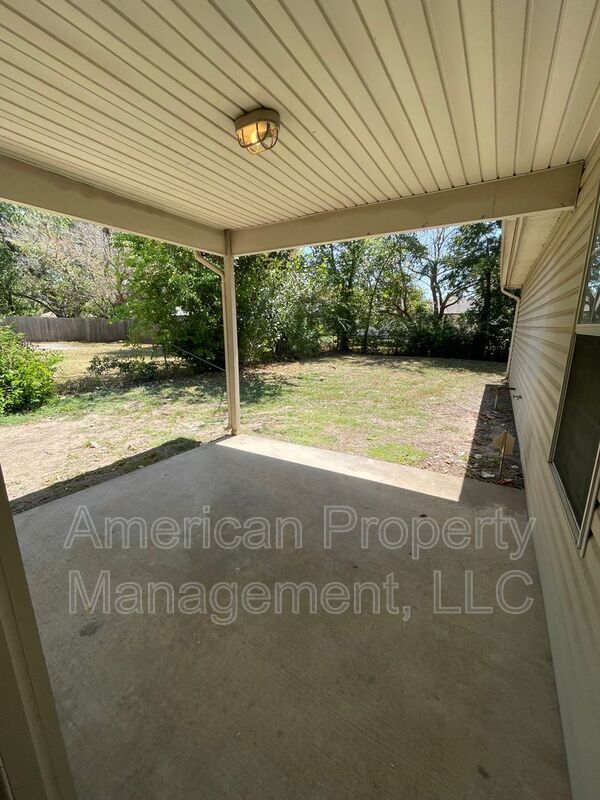 Building Photo - 12946 E 31st Ct
