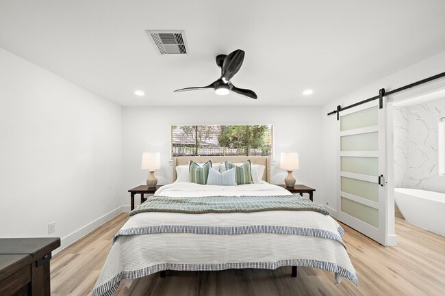 Building Photo - 4903 Candleglow Dr