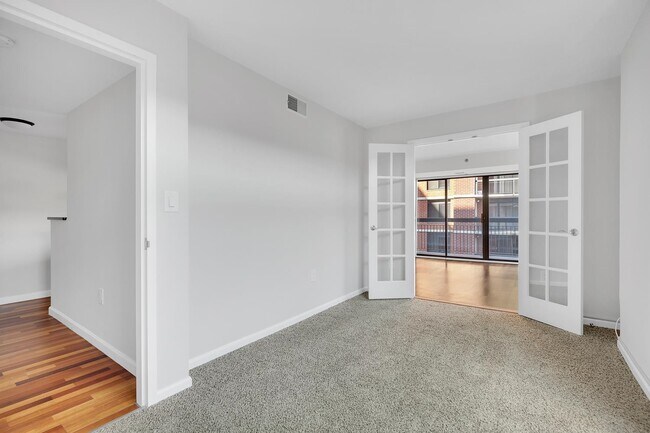 Building Photo - 759 2nd St