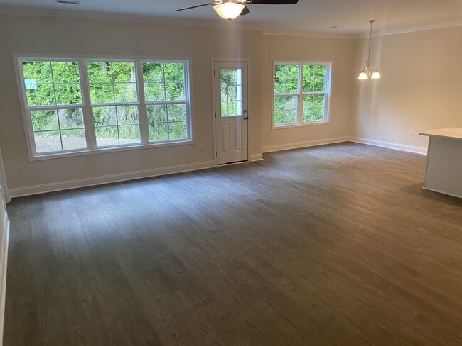 Building Photo - 3284 Spiral Ln