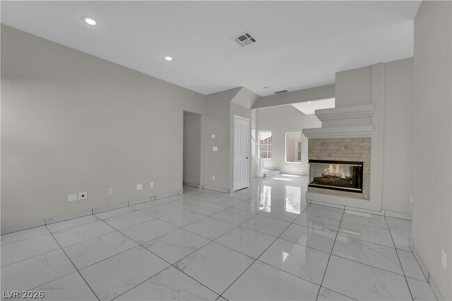 Building Photo - 3733 Horseshoe Mesa St