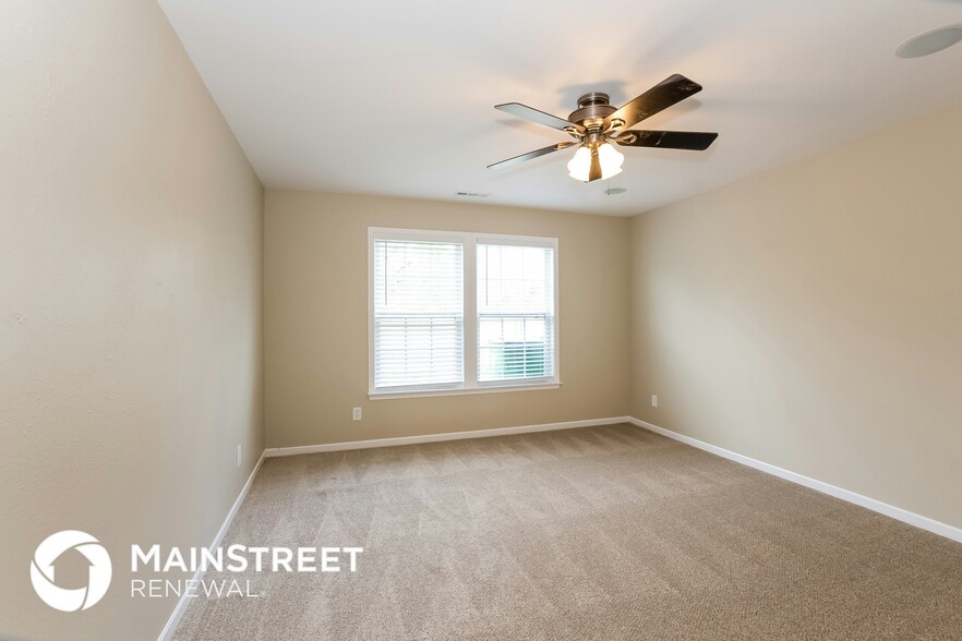 Building Photo - 1612 Bray Dr