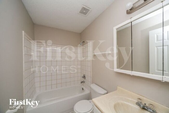 Building Photo - 5802 Ashridge Pl