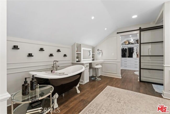 Building Photo - 2729 Parton Cir