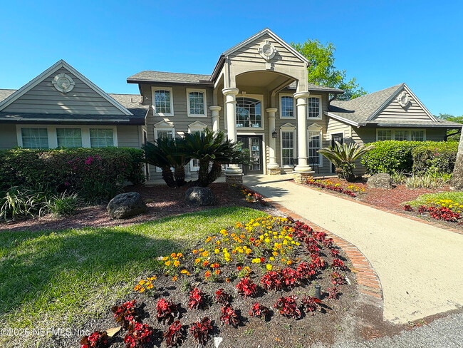 Building Photo - 10200 Belle Rive Blvd