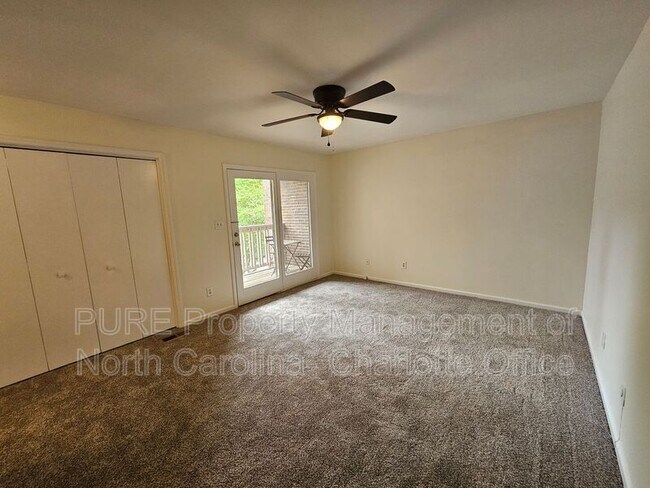 Building Photo - 333 Circle Ave