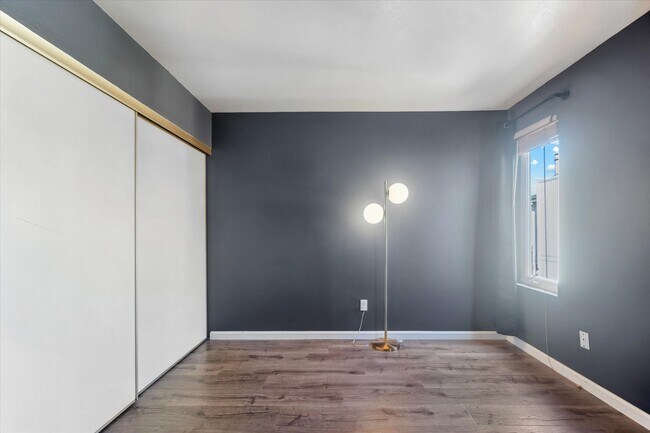 Building Photo - 1050 S Monaco St Pkwy