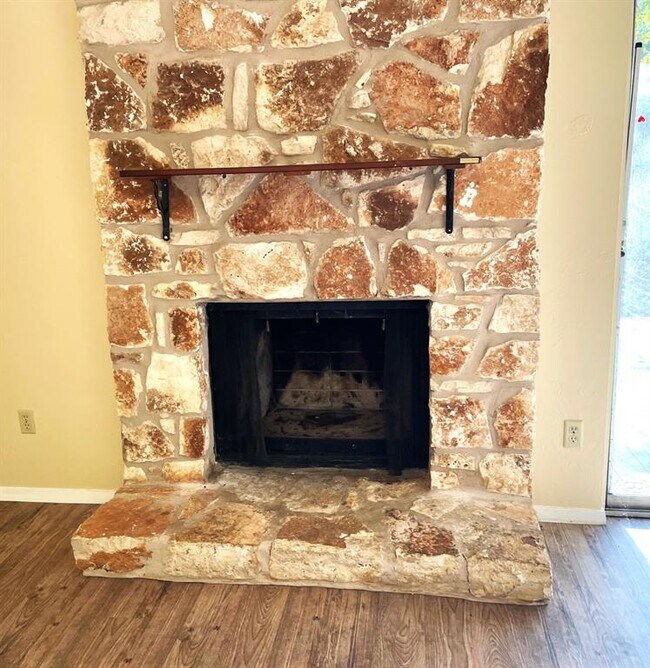 Building Photo - 12214 Forsythe Dr