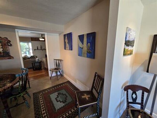 Building Photo - Beautiful Eastside Home Won't Last!!! Must See!!!