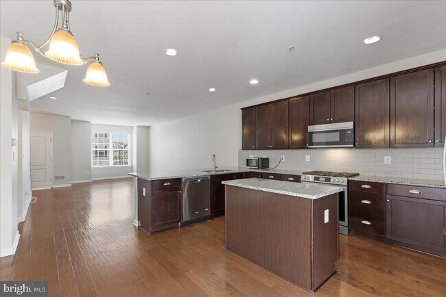 Building Photo - 9558 John Locke Wy