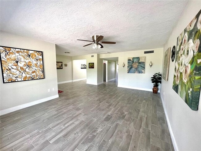Building Photo - 912 La Jolla Ave