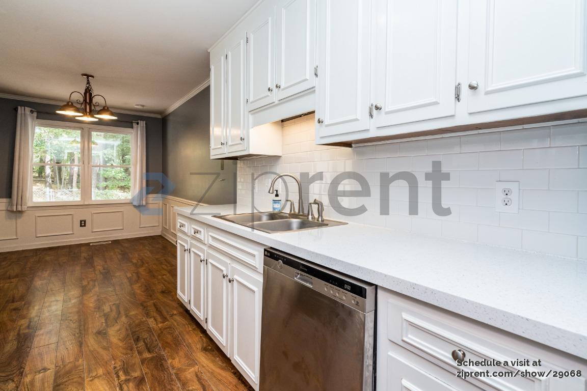 Building Photo - 3633 Meadow Creek Ln