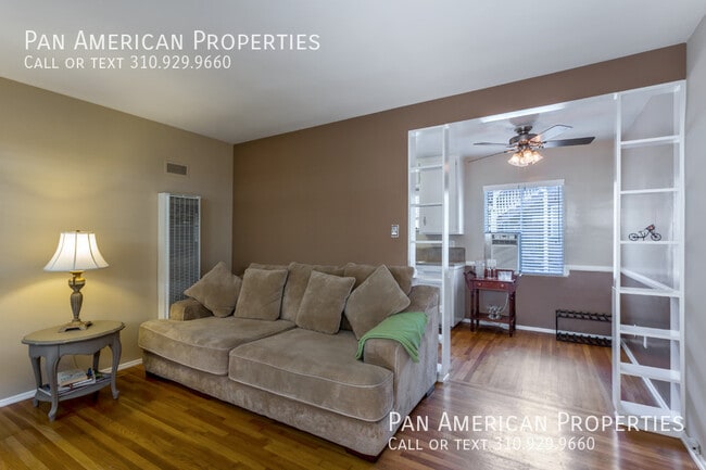 Building Photo - 335 S Los Robles Ave