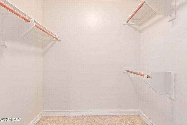Building Photo - 6282 E Pinchot Ave