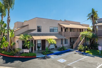 Building Photo - Bay Breeze