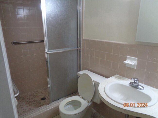 Building Photo - 508 Camelia Ln