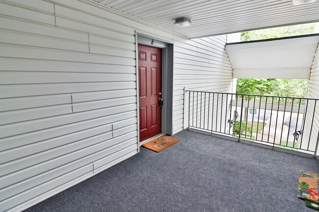 Building Photo - 12902 Churchill Ridge Cir