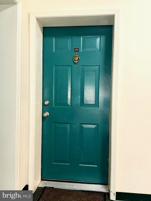 Building Photo - 6000 St Ignatius Dr